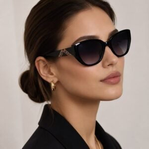 نظارة شمسية سوداء بإطار ناعم